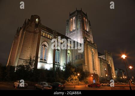 Cattedrale Anglicana di notte, Liverpool Foto Stock