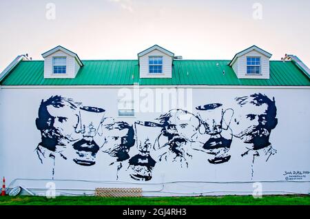 Un murale dedicato a George OHR è dipinto sul lato del Mary Mahoney's Old French House Restaurant, 5 settembre 2021, a Biloxi, Mississippi. Foto Stock