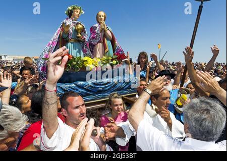 Francia. Bouche-du-Rhone (13), Parco Regionale della Camargue, Saintes-Maries-de-la-Mer. Pellegrinaggio di zingari. Celebrazione di Santa Maria Jacobe e di Maria SAL Foto Stock