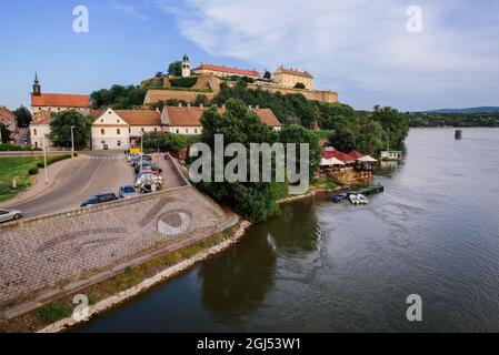 Fortezza di Petrovaradin sul Danubio Foto Stock