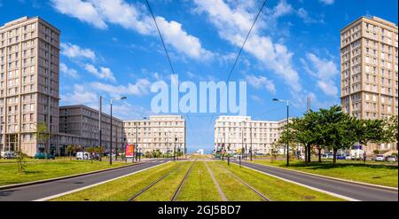 Il complesso 'Porte Oceane' a le Havre, Francia, dall'architetto Auguste Perret, attraversato dal viale Foch. Foto Stock