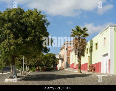 Casa cittadina tradizionale (Sobrado). Sao Filipe, la capitale dell'isola. Isola di Fogo (Ilha do Fogo), parte di Capo Verde nell'Atlantico centrale. (Edito Foto Stock