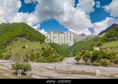 Georgia, Georgian Military Highway, Kvesheti. La Chiesa di Sepe. Foto Stock