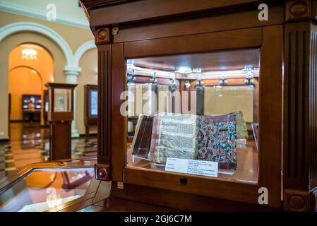 Armenia, Yerevan. Biblioteca Matenadarana, rari manoscritti in lingua armena. Foto Stock