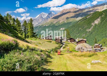 Case walser tradizionali a Blatten, Zermatt, Vallese, Svizzera Foto Stock