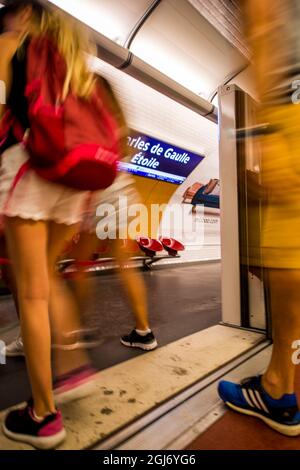 Stazione Charles de Gaulle, metropolitana, Parigi, Francia. (Solo per uso editoriale) Foto Stock