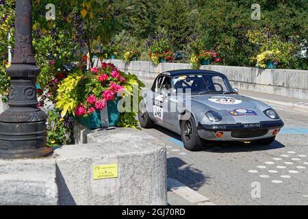 VIF, FRANCIA, 2 settembre 2021 : Tour Auto Optic 2000 terza tappa si avvicina alle strade del Vercors. Vero museo all'aperto, Tour Auto è un'ode Foto Stock