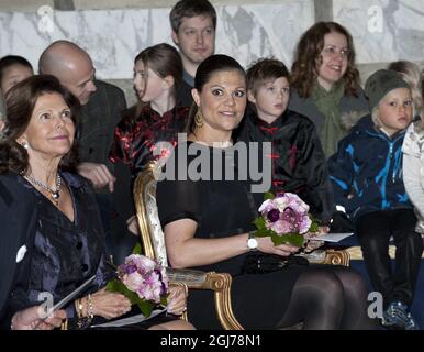 STOCCOLMA 20120123 la Regina Silvia e la Principessa Vittoria della Corona partecipano ad un concerto come parte del Royal Palace Youth Music Festival nella Sala di Stato al Palazzo reale di Stoccolma il 23 gennaio 2012. Foto Jonas Ekströmer / SCANPIX kod 10030 Foto Stock