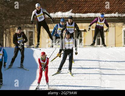 Mora 20120302 : S.A.R. il Principe Carl Philip (2250) si dirige verso il traguardo in tempo 1:38:33 nel venerdì di 30 km SkejtVasa, una delle corse di fondo durante la settimana Vasaloppet che culmina con la classica gara Vasaloppet di 90 km, la più grande competizione sciistica del mondo, la domenica. Foto: Suvad Mrkonjic / Scanpix / kod 7116 Foto Stock