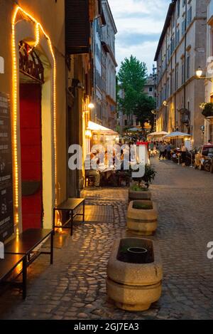 Italia, Roma. Via della Maddalena. Foto Stock