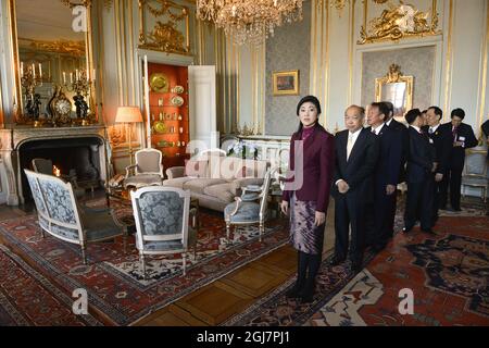 STOCCOLMA 2013-03-04 il re Carl Gustaf e la regina Silvia di Svezia hanno incontrato il primo ministro della Thailandia, la sig.ra YingLuck Shinawatra, durante una cerimonia al Palazzo reale di Stoccolma, Svezia, 4 marzo 2013. Il primo Ministro è in visita ufficiale in Svezia. Anders Wiklund / SCANPIX / kod 10040 Foto Stock