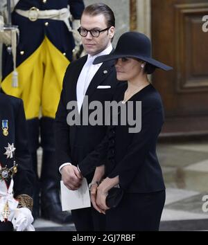 STOCCOLMA 2013-03-16 il Principe Daniele e la Principessa Vittoria della Corona al funerale della Principessa Lilian nella Cappella reale del Palazzo reale di Stoccolma sabato 16 marzo 2013. Foto Jonas Ekstromer / SCANPIX / Kod 10030 Foto Stock