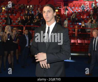 STOCCOLMA 2013-11-11 il calciatore svedese Zlatan Ibrahimovic arriva per il Gala di calcio svedese 2013 alla Globe Arena di Stoccolma, Svezia, il 11 novembre 2013. Foto: Bertil Enevag Ericson / TT / code 10000 Foto Stock