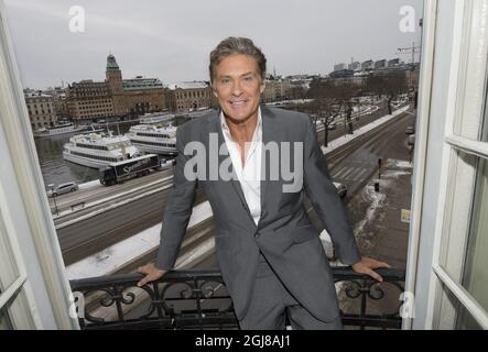 STOCCOLMA 20140113 l'ex stella di Baywatch David Hasselhoff sta posando per il fotografo a Stoccolma, Svezia, 14 gennaio 2014. Hasselhoff è in Svezia per promuovere un nuovo programma televisivo svedese. Foto: Fredrik Sandberg / SCANPIX / Kod 10080 Foto Stock