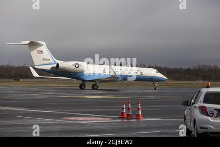 Tallinn 2014-04-14 una delegazione di senatori statunitensi guidata dal senatore John McCain visiterà l'Estonia dal 14 aprile al 15 aprile per incontrare i leader del governo estone. La delegazione comprenderà il senatore John McCain e il senatore John Hoeven. Questa visita fa parte di una più ampia visita regionale, che include anche soste in Norvegia, Lettonia, Lituania e Moldavia. Foto Karli Saul/SCANPIX / SCANPIX BALTICS / TT / kod 20985 Ref: ** Foto Stock