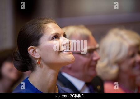 GOTEBORG 2014-06-13 Crown Princess Victoria ha partecipato al 25-year anniversario 'Nordens Arks' all'Università di Goteborg, 13 giugno 2014. Â€™Ark di Nordens è secondo il loro sito web una fondazione senza scopo di lucro che lavora per dare alle specie minacciate un futureÂ . Foto: Bjorn Larsson Rosvall / TT / Code 9200 Foto Stock