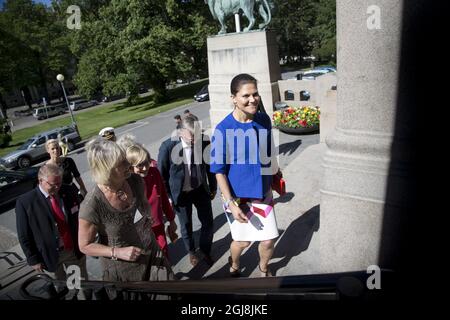 GOTEBORG 2014-06-13 Crown Princess Victoria ha partecipato al 25-year anniversario 'Nordens Arks' all'Università di Goteborg, 13 giugno 2014. Â€™Ark di Nordens è secondo il loro sito web una fondazione senza scopo di lucro che lavora per dare alle specie minacciate un futureÂ . Foto: Bjorn Larsson Rosvall / TT / Code 9200 Foto Stock