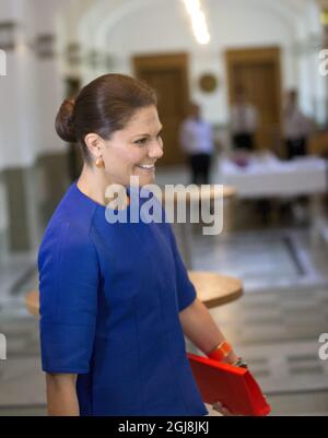 GOTEBORG 2014-06-13 Crown Princess Victoria ha partecipato al 25-year anniversario 'Nordens Arks' all'Università di Goteborg, 13 giugno 2014. Â€™Ark di Nordens è secondo il loro sito web una fondazione senza scopo di lucro che lavora per dare alle specie minacciate un futureÂ . Foto: Bjorn Larsson Rosvall / TT / Code 9200 Foto Stock