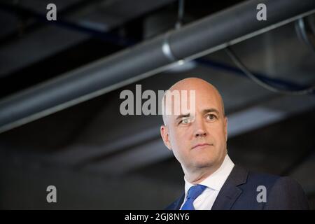 Il leader del partito moderato e il primo ministro in carica Fredrik Reinfeldt si occupa di un dibattito elettorale trasmesso alla radio pubblica svedese, a Kulturhuset a Stoccolma, Svezia, il 05 settembre 2014. La Svezia terrà le elezioni generali il 14 settembre. Foto: Jessica Gow / TT / code 10070 Foto Stock