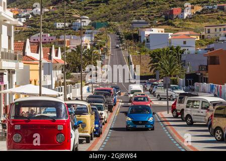 Spagna, Isole Canarie, Isola di El Hierro, Tigaday, strada principale. Foto Stock