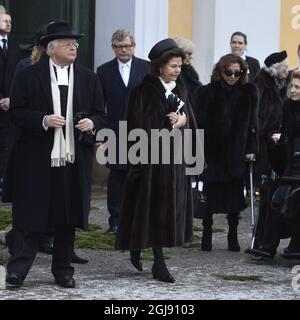 STOCCOLMA 2015-02-04 Regina Silvia durante i funerali dell'industriale svedese Peter Wallenberg nella Chiesa di Katarina a Stoccolma, Svezia, 4 febbraio 2015. Foto: Claudio Bresciani / TT kod 10090 Foto Stock