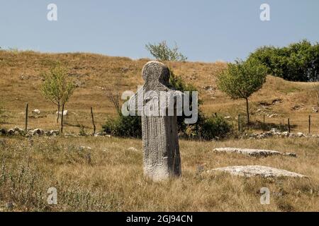 Stecak a Stepen vicino alla strada da Gacko a bileća (Republika Srpska, Bosnia-Erzegovina) Foto Stock