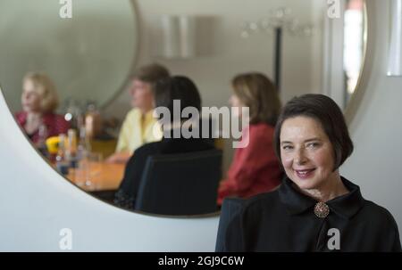 STOCCOLMA 2015-08-24 : Isabella Rossellini viene visto durante una conferenza stampa a Stoccolma, Svezia, 24 agosto 2015. Isabella Rossellini è in visita a Stoccolma insieme a quattro fratelli per la prima della movieÂ “i am Ingrid” in occasione del 100° anniversario della nascita della compiuta attrice svedese Ingrid Bergman. Foto: Maja Suslin / TT / Kod 10300 Foto Stock