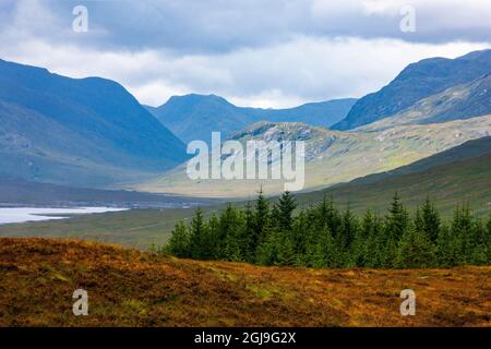 Periferia del villaggio di Kyle di Lochalsh nella contea storica di Ross-shire sulla costa nord-occidentale della Scozia. Foto Stock