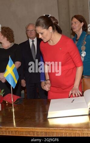 STOCCOLMA 2015-11-05 la Principessa Vittoria della Corona è vista durante un pranzo per il Presidente della Tunisia, Beji CaÃƒÂ¯d Essebs, nel municipio di Stoccolma, Svezia, 5 novembre 2015. Il Presidente tunisino è in visita di Stato in Svezia. Foto: Maja Suslin / TT Kod 10300 Foto Stock