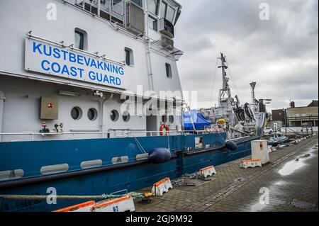 HELSINGBORG 2016-02-09 una delle Guardie della Costa Svedese navi al molo di Helsingborg, Svezia, 9 febbraio 2016. La Guardia Costiera ha intensificato il pattugliamento nell'Oresund a causa della situazione dei rifugiati. Foto: Emil Langvad / TT / kod 9290 Foto Stock