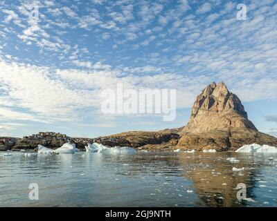 Città sull'isola di Uummannaq. Groenlandia, Danimarca. Foto Stock