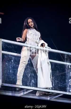 STOCCOLMA 2016-07-04 Rihanna suona con il suo Anti World Tour all'arena Tele2 di Stoccolma; Svezia Juy 4, 2016. Foto: Marcus Ericsson / TT / Kod 11470 Foto Stock