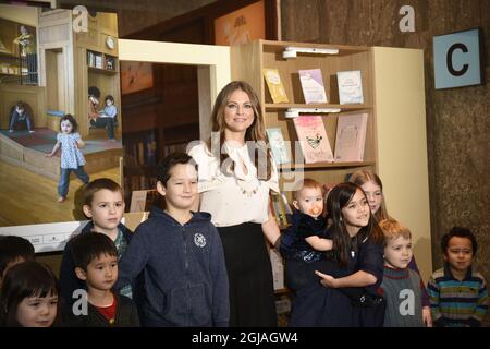 LONDRA 2017-02-13 la Principessa Madeleine di Svezia ha partecipato all’apertura di Room for Children, al Londonâ Festival Imagine ChildrenÂ di Southbank CenterÂ a Londra, Regno Unito 14 febbraio 2017 la Â’Room for ChildrenÂ è una biblioteca svedese piena di libri di childrenÂ dei paesi nordici per bambini britannici da scoprire. Foto. Contrassegnare il kod di terra / TT 50050 Foto Stock