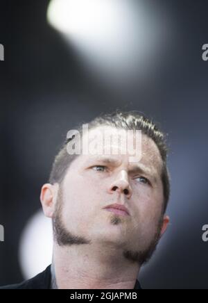 SOELVESBORG 20170610 il cantante Jay Buchanan della band statunitense Rival Sons suona il 9 giugno 2017 al Sweden Rock Festival 2017 di Solvesborg, nel sud della Svezia. Foto: Fredrik Sandberg / TT / code 10080 Foto Stock