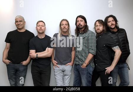 Foo Fighters Pat striscio, Nate Mendel, Taylor Hawkins, Dave Grohl, Chris Shiflett e Rami Jaffee Foto: Janerik Henriksson / TT / Kod 10010 Foto Stock