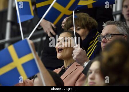 OSTERSUND 2017-10-13 Crown Princess Victoria ha partecipato venerdì alla partita di hockey su ghiaccio para tra Svezia e Repubblica Ceca a Ostersund Svezia. Foto Robert Henriksson / TT kod 11393 Foto Stock