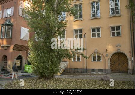 STOCCOLMA 20171114 esterno delle case lungo la via Tysta gatan (la strada silenziosa) situato nella parte esclusiva di Ostermalm di Stoccolma, Svezia. Katarina Martinsson, amico della Principessa Madeleine, ha acquistato una casa per 125 000 euro in questa strada. Il venditore è aller Media. L'albergo è la casa più costosa della Svezia. Foto Hossein Salmanzadeh / TT Kod 11860 Foto Stock