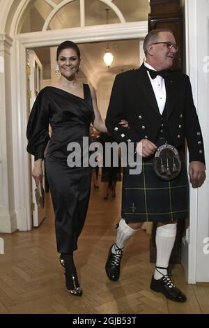 STOCCOLMA 20180130 Crown Princess Victoria di Svezia durante una cena presso la residenza dell’Ambasciatore di Stoccolma, Svezia, martedì. Il duca di Cambridge, il principe Guglielmo e la duchessa di Cambridge, Caterina, sono in visita ufficiale di due giorni in Svezia. Foto Claudio Bresciani / TT kod 10090 Foto Stock