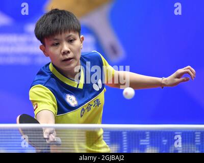 SZU-Yu Chen di Taipei Cinese in azione durante la partita contro Bernadette Szocs di Romania durante la loro partita di gruppo C Taipei Cinese contro Romania al World Team Table Tennis Championships 2018 all'Halmstad Arena di Halmstad, Svezia 1 maggio 2018. Foto: Jonas Ekstromer / TT / kod 10030 Foto Stock