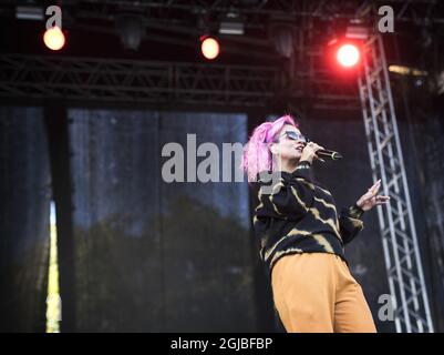 GOTEBORG 2018-08-10 la cantante inglese Lily Allen suona al musicfestival Way out West di Gothenburg, Svezia, il 10 agosto 2018. Foto Thomas Johansson / TT / Kod 9200 Foto Stock