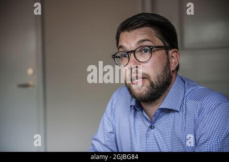 STOCCOLMA 2018-08-18 Jimmie Akesson, Presidente dei Democratici svedesi durante un'intervista prima delle elezioni generali del 9 settembre 2018. Foto: Anna-Karin Nilsson / EXP / TT / kod 7141 ** FUORI SVEZIA ** Foto Stock