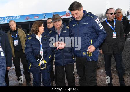 SEEFELD 20190223 la regina svedese Silvia e il re Carl Gustaf al FIS Nordic World Ski Championships 2019 di Seefeld., Austria. Foto Fredrik Sandberg / TT kod 10080 *** Foto Stock