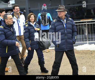 SEEFELD 20190223 la regina svedese Silvia e il re Carl Gustaf al FIS Nordic World Ski Championships 2019 di Seefeld., Austria. Foto Fredrik Sandberg / TT kod 10080 *** Foto Stock