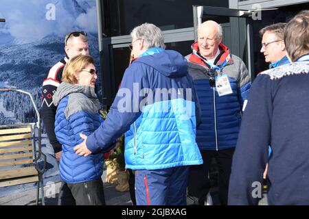 Il re Harald e la regina Sonja di Norvegia sono visti ai Campionati Mondiali di Sci di Seefeld, Austria martedì 26 febbraio 2019. Foto Fredrik Sandberg / TT kod 10080 Foto Stock