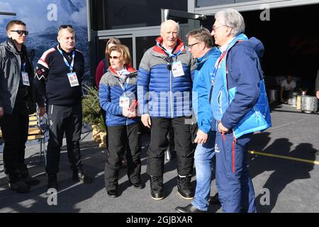 Il re Harald e la regina Sonja di Norvegia sono visti ai Campionati Mondiali di Sci di Seefeld, Austria martedì 26 febbraio 2019. Foto Fredrik Sandberg / TT kod 10080 Foto Stock