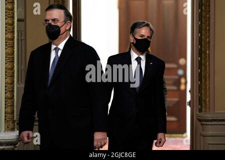 Il Segretario di Stato degli Stati Uniti Antony Blinken (R) e il Segretario degli Esteri messicano Marcelo Ebrard arrivano alla Casa Bianca il 9 settembre 2021 al dialogo economico ad alto livello tra Stati Uniti e Messico nella Sala del Trattato Indiano. Foto di Yuri Gripas/ABACAPRESS.COM Foto Stock