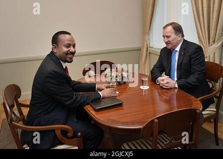 Il primo Ministro di Swedenâ, Stefan Lofven (destra), riceve il primo Ministro di Etiopia e quest'anno il Premio Nobel per la pace, Abiy Ahmed Ali, per un incontro a Stoccolma, Svezia, 9 dicembre 2019. Foto: Anders Wiklund / TT / kod 10040 Foto Stock