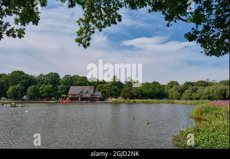 Llandrindod Lake, Llandrindod Wells, Powys, Galles Foto Stock