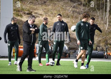 Stoccolma 20200113 il giocatore di Milano Zlatan Ibrahimovic è stato sul sito quando la squadra svedese Hammarby IF si è allenata ad Arsta IP lunedì 13 aprile 2020 a Stoccolma. Foto Henrik Montgomery / TT Kod 10060 *SVEZIA FUORI* Foto Stock