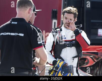 KARLSKOGA 2020-08-15 il principe Carl Philip compete nella Porsche Carrera Cup Scandinavia alla Gellerasen Arena il 15 agosto 2020. Foto: Tommy Pedersen / TT / kod 10650 Foto Stock